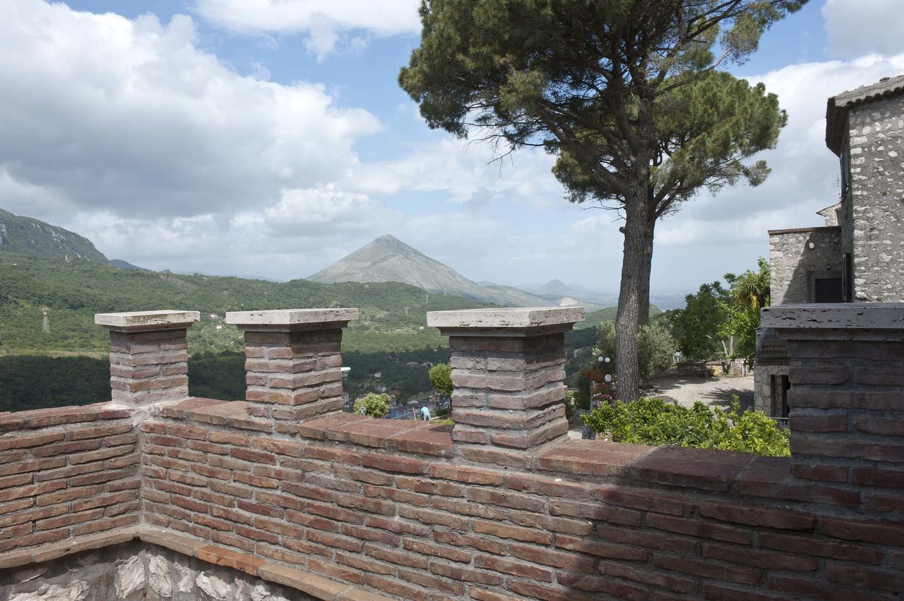 Casa Vacanze "Pietra Viva" Castelnuovo Parano エクステリア 写真